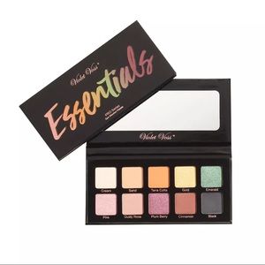 Violet Voss Essentials eye shadow palette